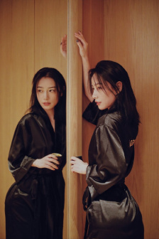 两个女人韩国
